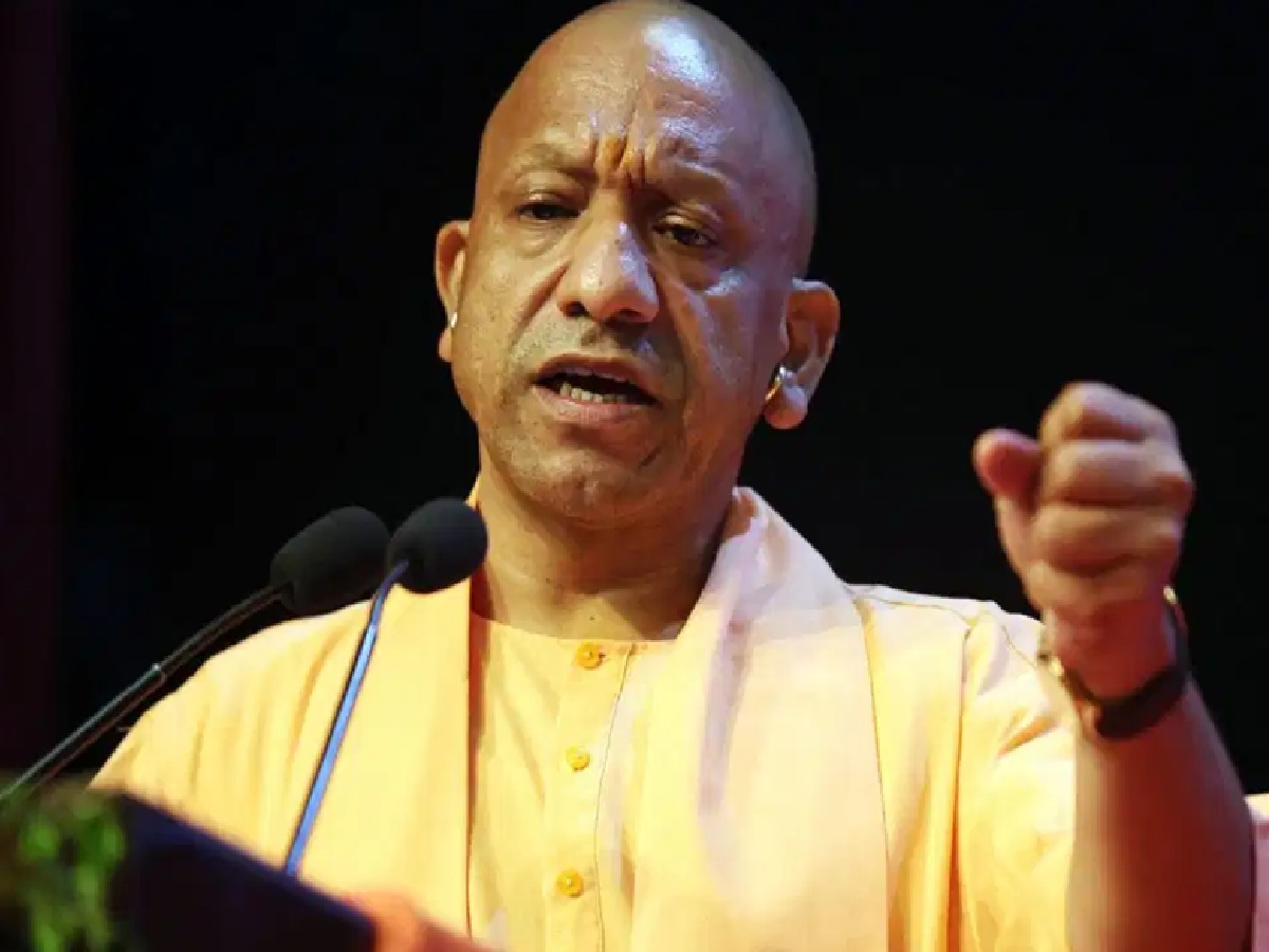 UP: How much does the scholarship scheme benefit students of backward classes and why did Prayagraj get top position