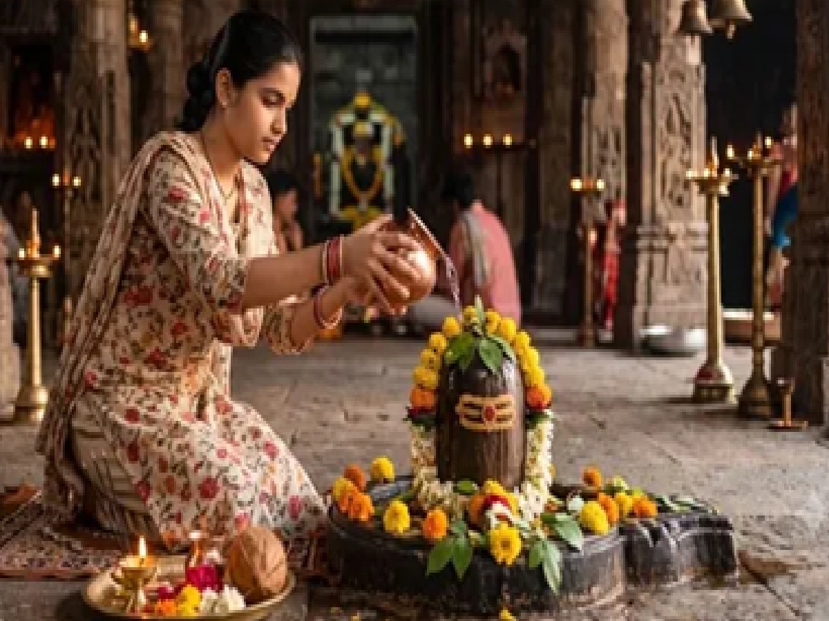 Solah Somwar Vrat: The Right Age and Essential Rules for Attaining Your Desired Life Partner