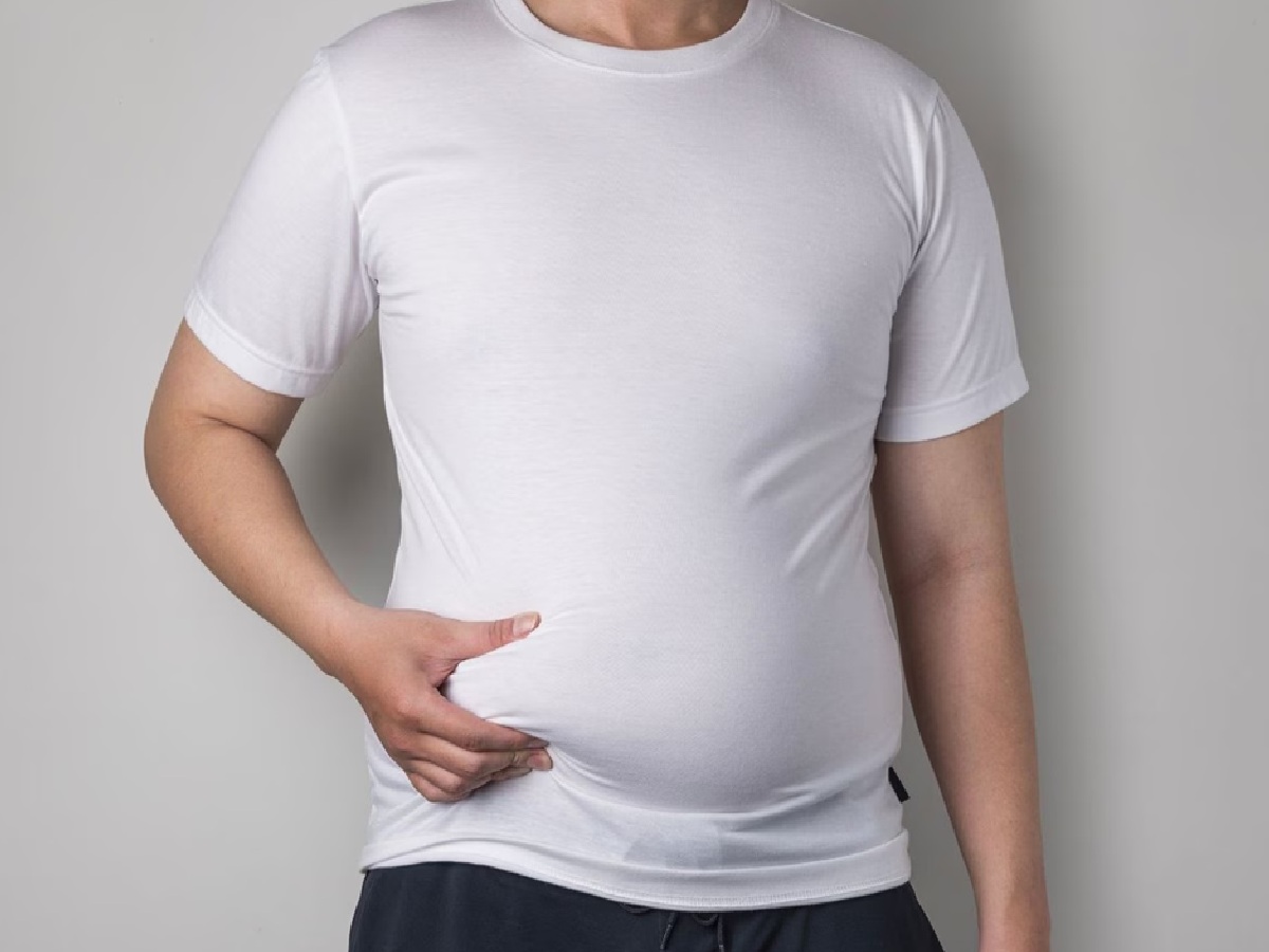 Hitting a Weight Loss Plateau, 7 Hidden Habits That Are Sabotaging Your Progress