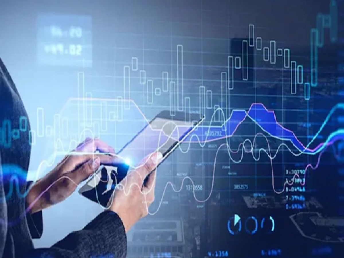 Motilal Oswal Identifies 5 Top High-Conviction Stock Picks: Major Target Price Upsides for SBI, Titan, and Shriram Finance