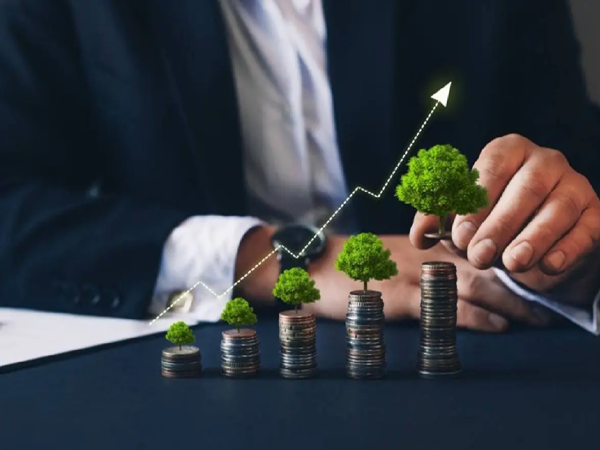 Mid-Cap Mutual Funds Outshine All Equity Categories Across 1, 3, and 5 Years