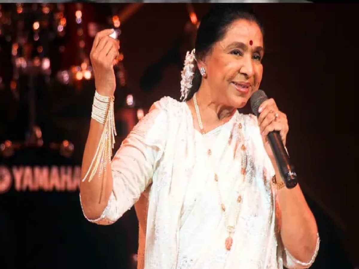 The Non-Film Ghazal That Topped Radios in India and Pakistan: How Asha Bhosle and Ghulam Ali Created History