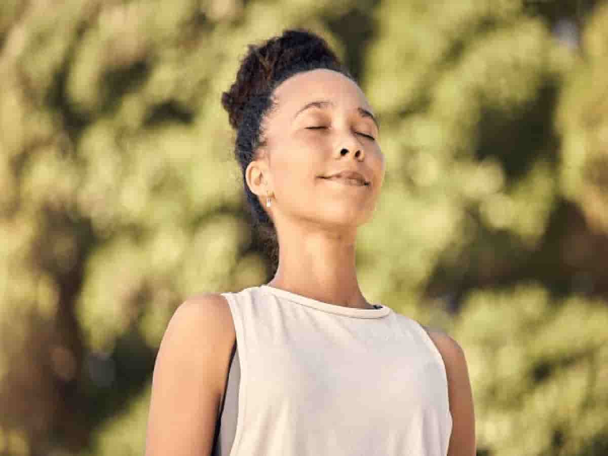 Can 30 Seconds Bust Stress? 4 Simple Micro-Habits That Instantly Calm Your Brain
