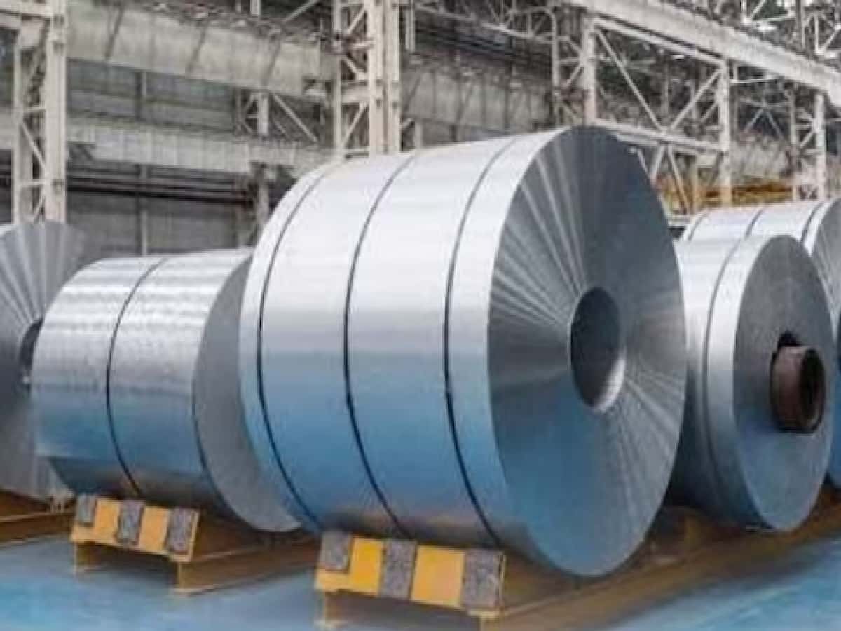 Motilal Oswal Bullish on Steel Sector: Sets Fresh Targets for Tata Steel & JSW Steel Amid Price Surge