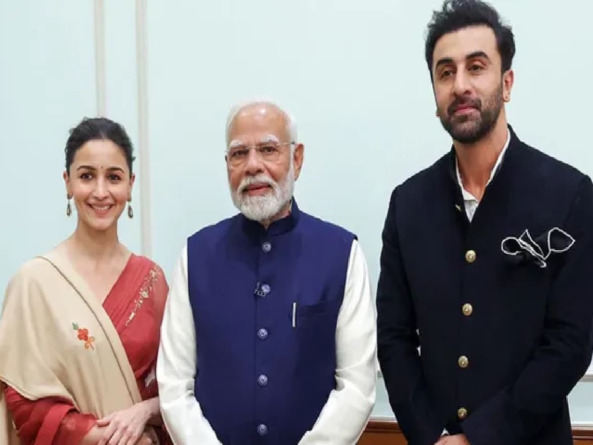 Ranbir Kapoor and Alia Bhatt Adopt 20 Schools as a Special Birthday Gift to PM Narendra Modi