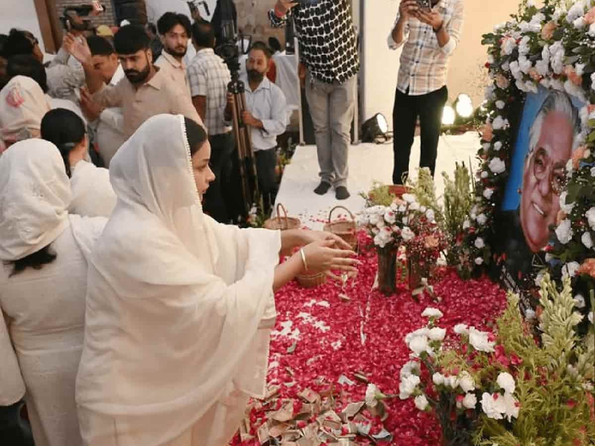 Gurpreet Kaur pays tribute to former Punjab minister Bhagat Chunni Lal