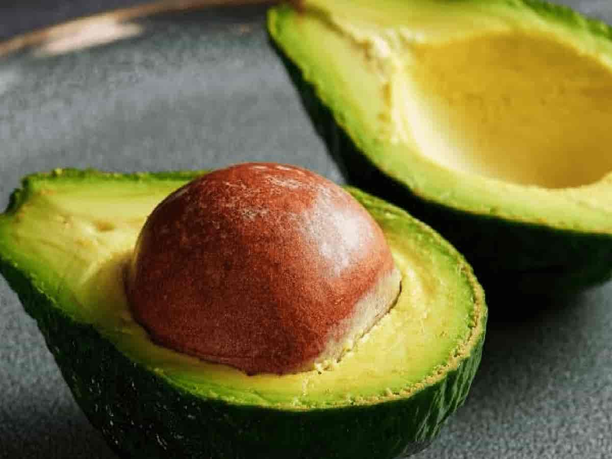 Superfruit Secret: What Happens to Your Body When You Eat One Avocado Daily