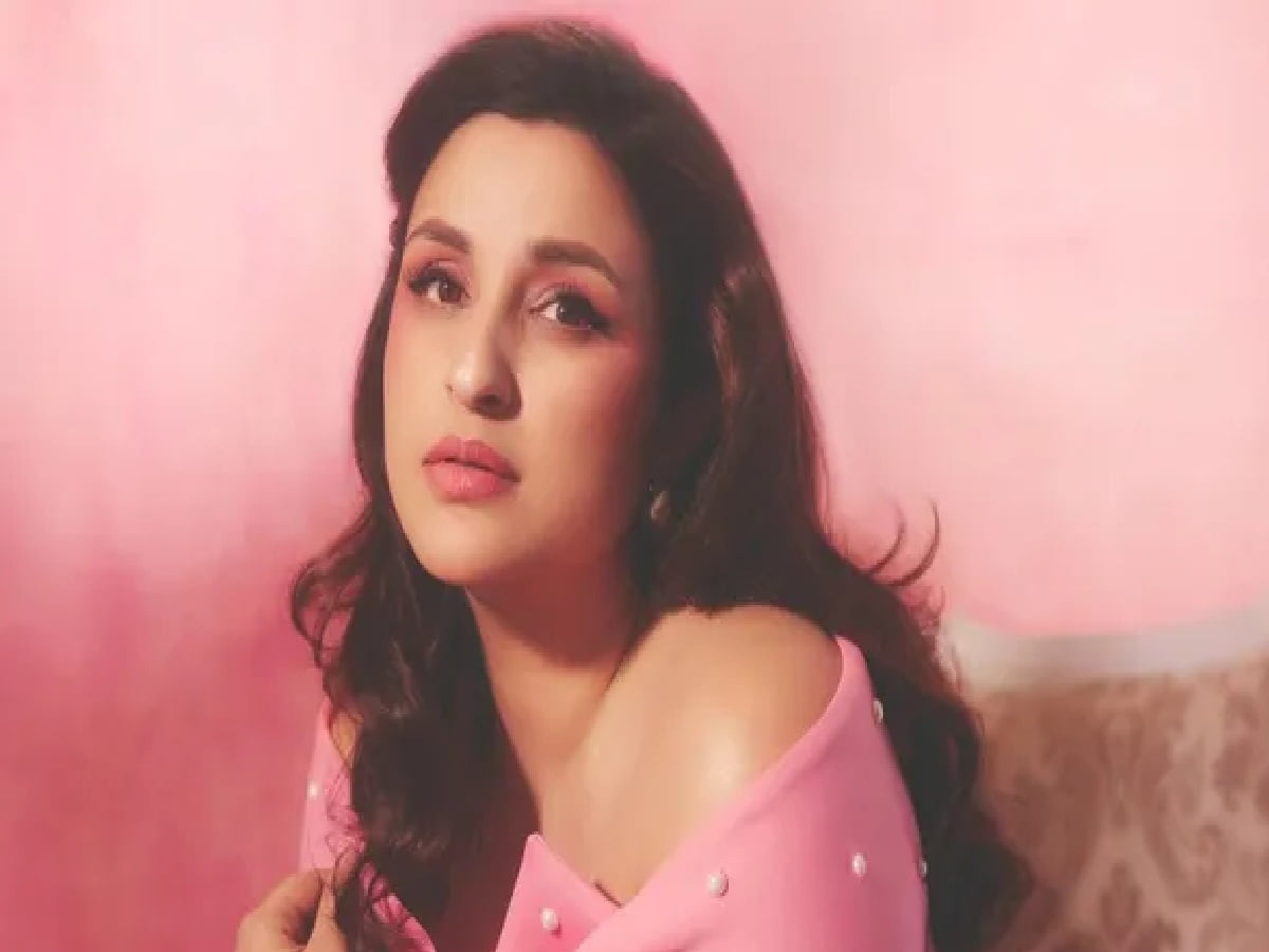 'Wrong Films, Wrong PR': Parineeti Chopra Slams Body-Shaming Trolls, Backs Working Mothers