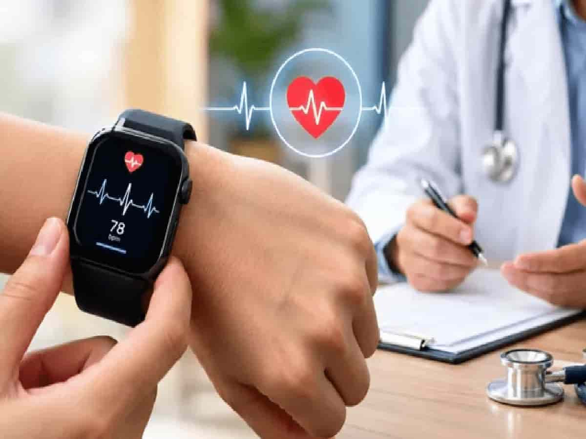 Smartwatch ECG vs Real Doctor: Why Your Wrist Wearable Cannot Replace a Cardiologist