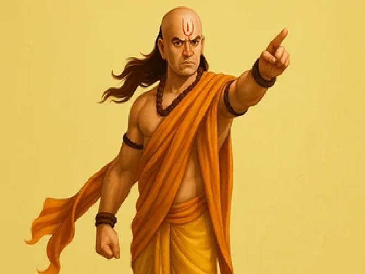 5 Dangerous Types of Relatives to Cut Off Immediately According to Chanakya Niti