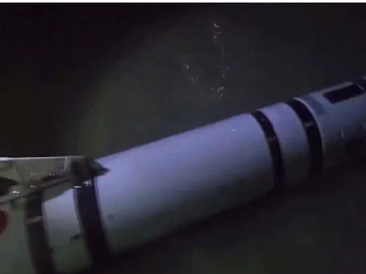 Hormuz Standoff: Iran Claims Seizure of US Navy Mk 18 Underwater Drone