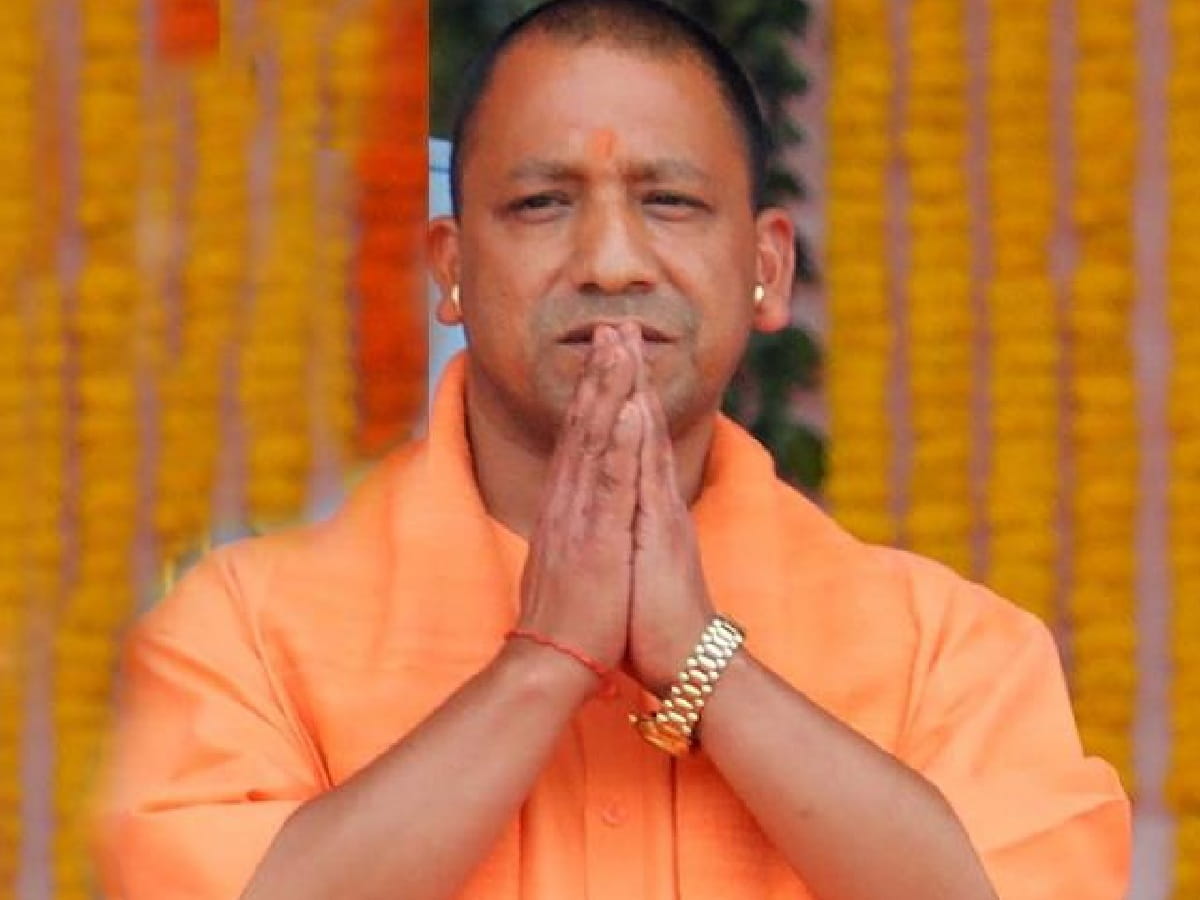 CM Yogi Slams Past Regimes, Flags Off 87 Interceptor Vehicles