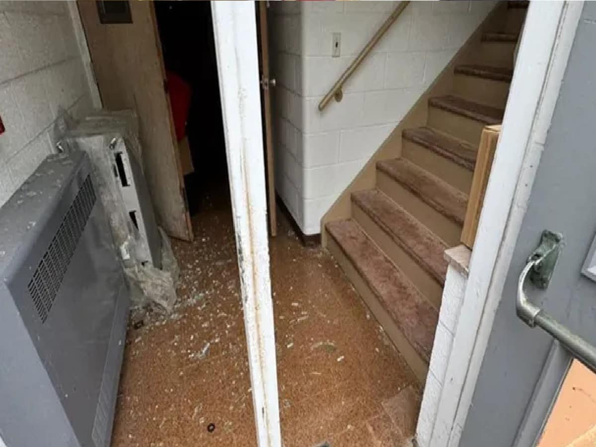 Hindu Temple Attacked: Windows Smashed as Miscreants Target Swaminarayan Mandir