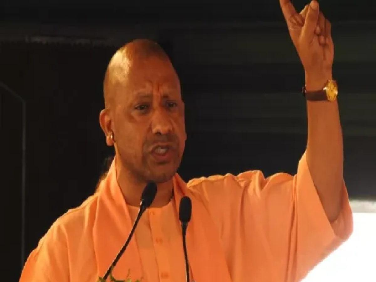 CM Yogi Launches Distribution for Classes 9 to 12 at Lok Bhavan