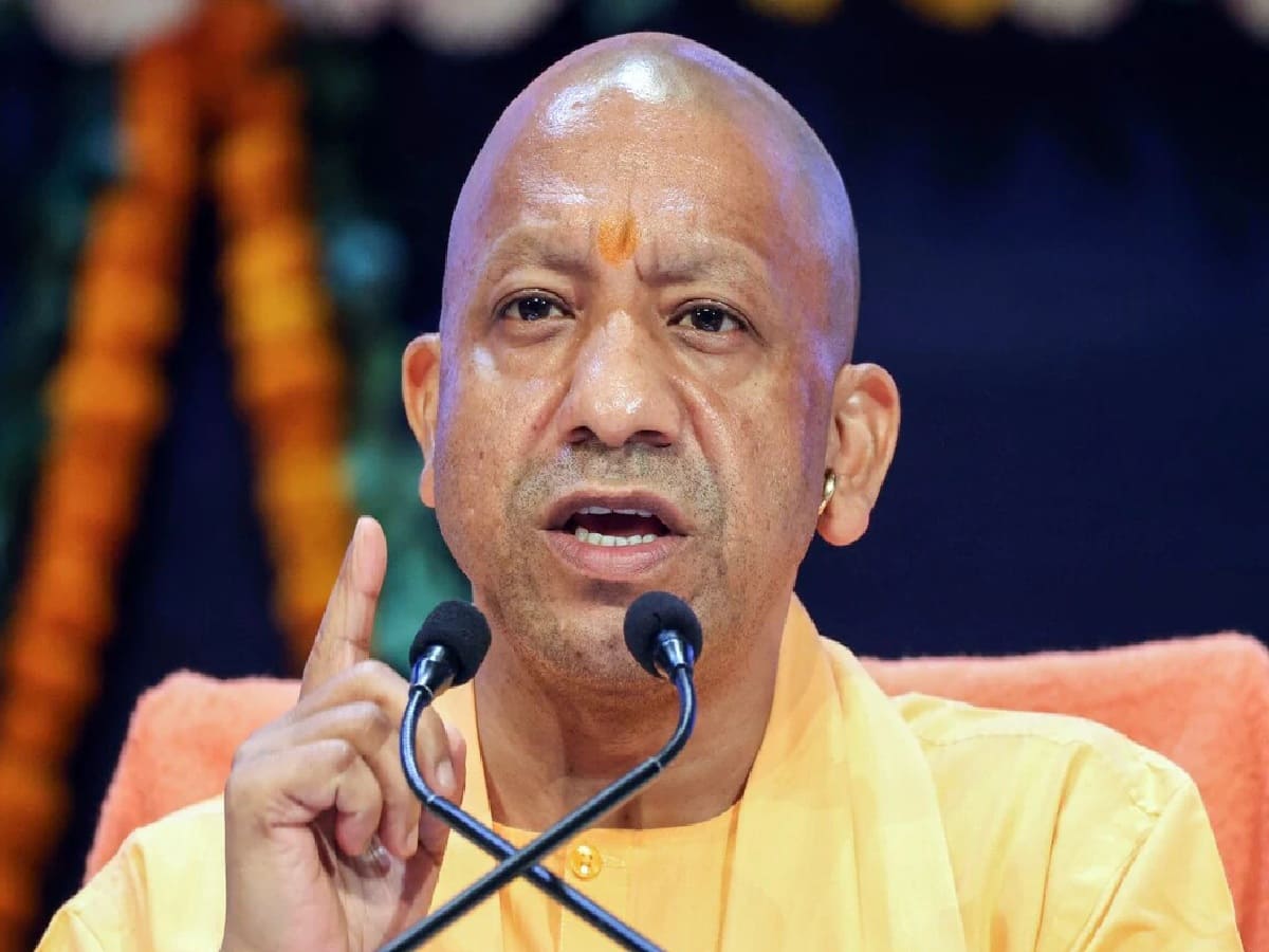 UP Scholarship Bonanza: CM Yogi Transfers ₹148 Crore to 4.60 Lakh Students