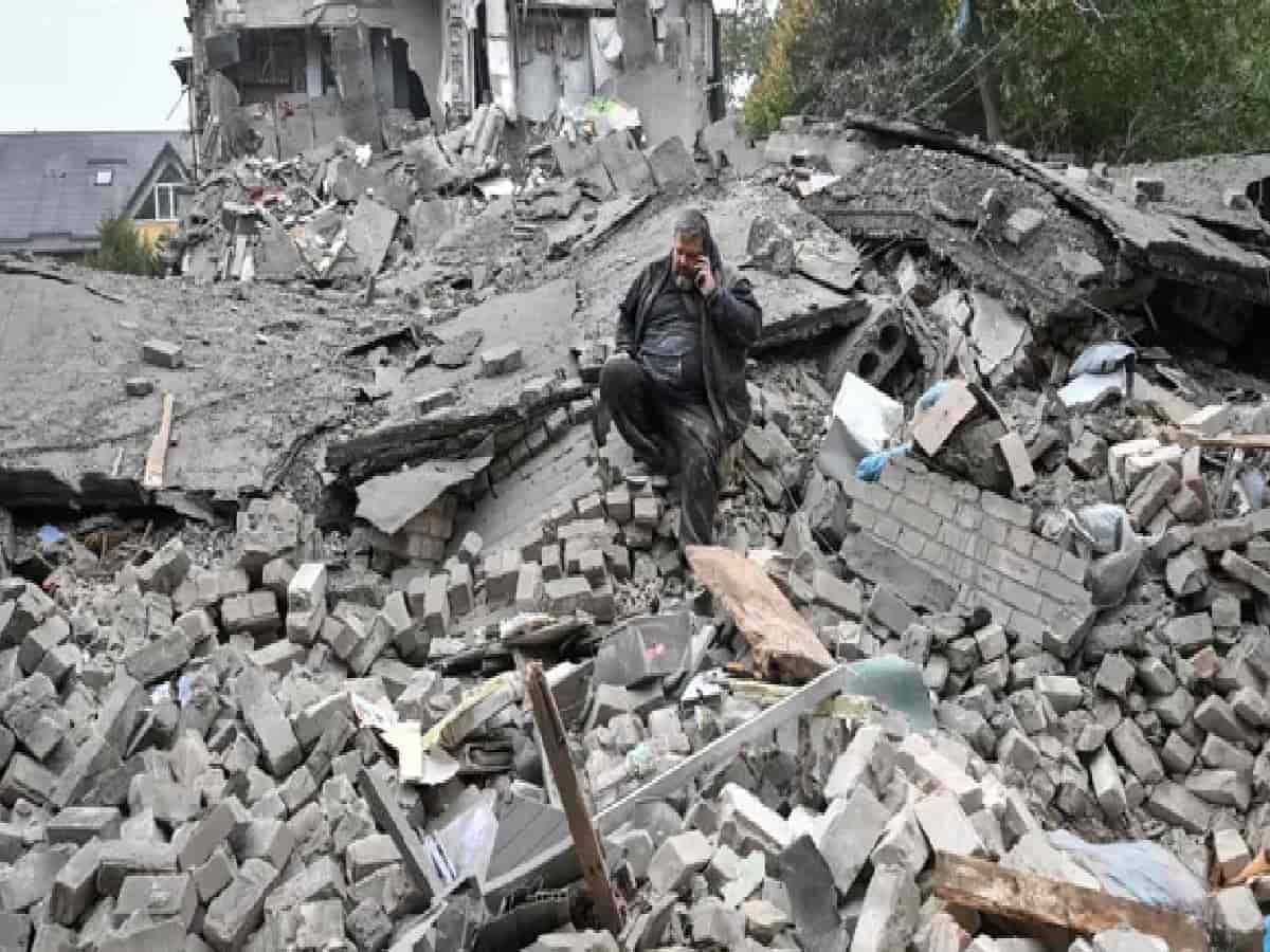 Russian Strikes Kill 8 in Zaporizhzhia Trump-Putin Multi-Million Ton Diesel Accord