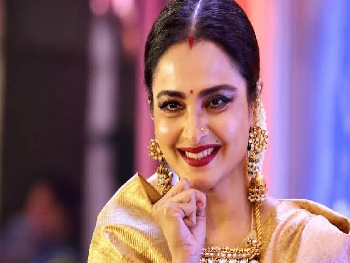 Bollywood Pours Love on Rekha as Shatrughan Sinha, Hema Malini & Saira Banu Pen Heartfelt Tributes