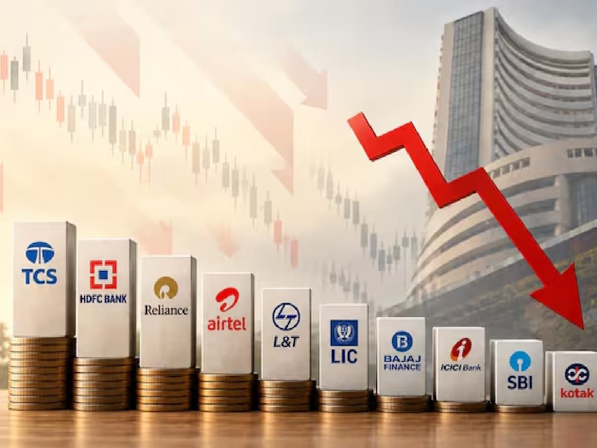 Top 10 Indian Stocks' Market Share Sinks to 9-Year Low as FPIs Dump Mega-Caps