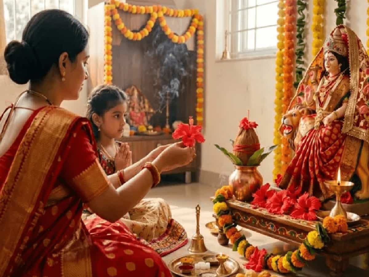 Why Offering Red Hibiscus in Sharadiya Navratri Unlocks Wealth and Peace