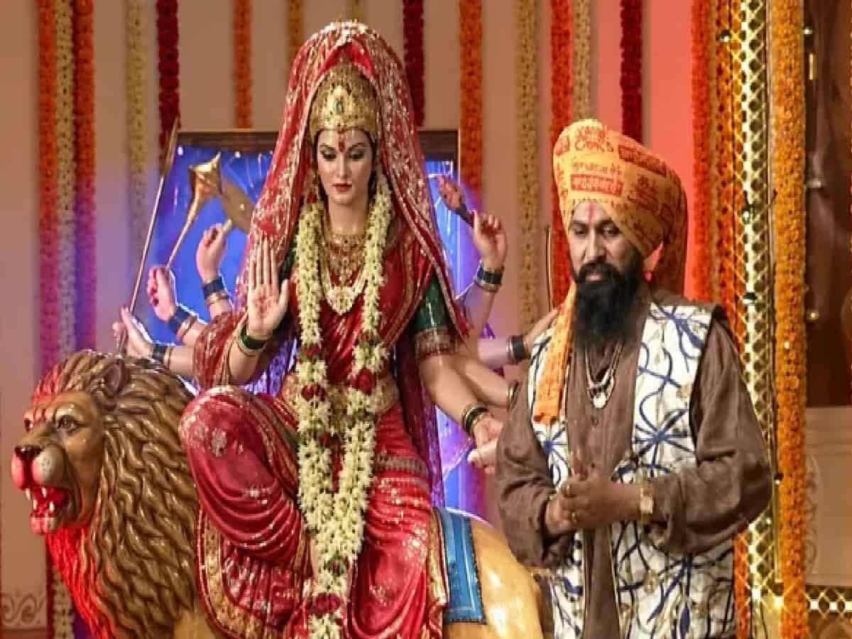 Voice Behind Every Navratri Morning: Bhajan Legend Lakhbir Singh Lakha Today