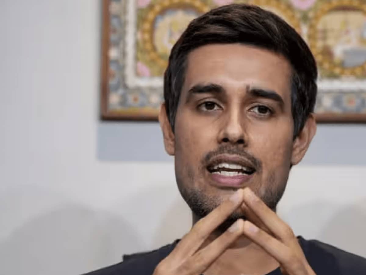 Dhruv Rathee Lands in London, Announces Mega Protest at Parliament Square Over Alleged Vote Theft