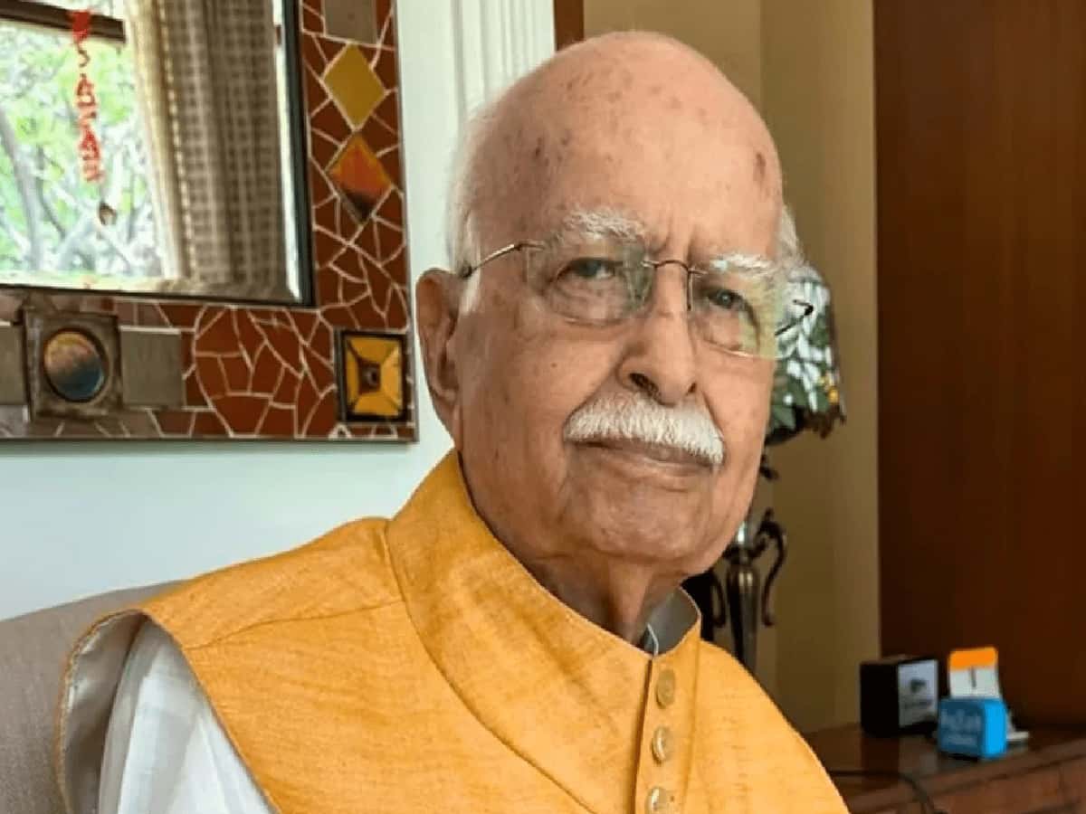 Veteran BJP Patriarch LK Advani Admitted to Delhi's Apollo Hospital with Chest Infection, Condition Stable