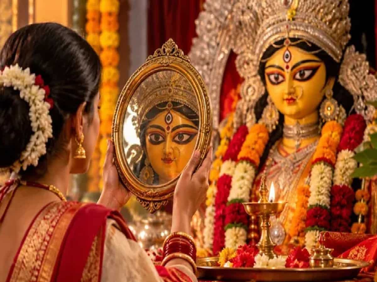 Maa Durga’s Reflection in Mirror Precedes Vijayadashami Immersion