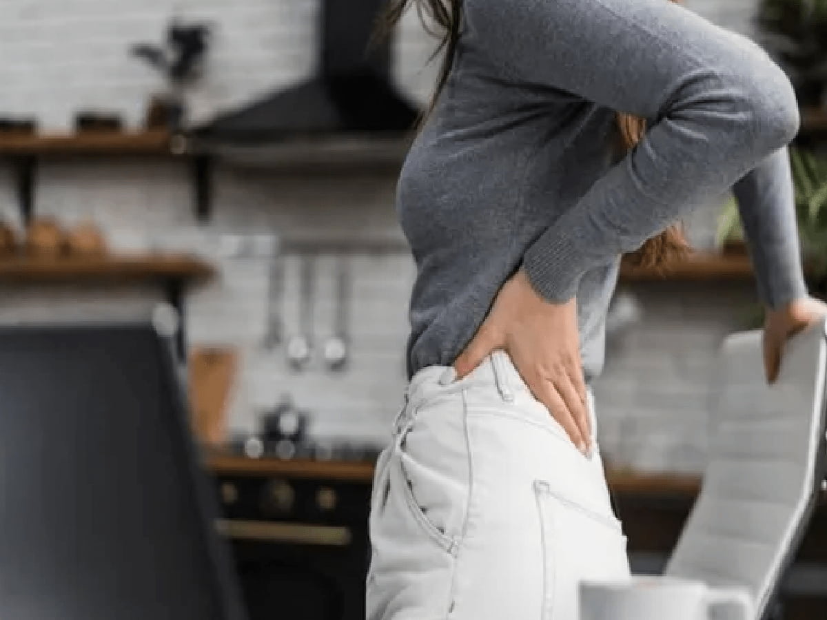 Reverse Neck Pain and Hunched Shoulders with This 20-Minute Routine