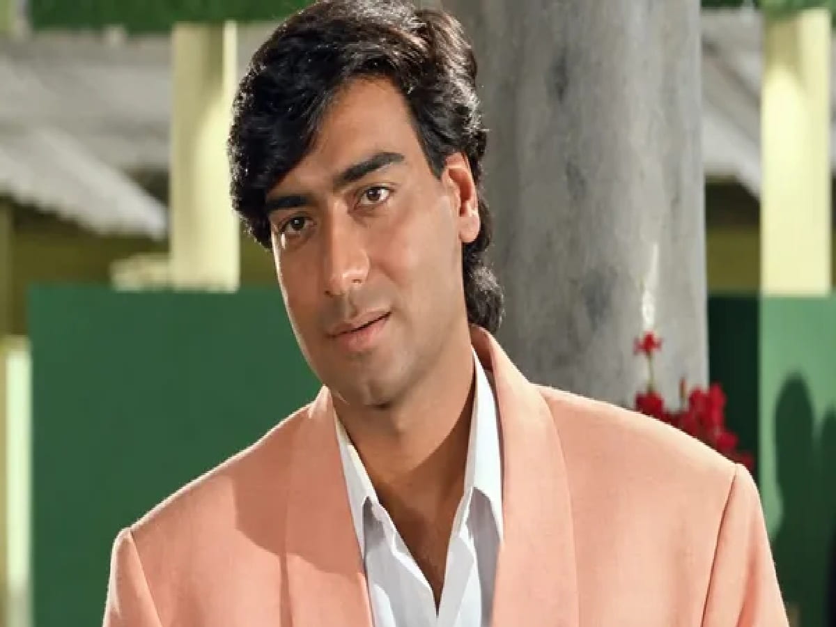32 Years of ‘Kitna Haseen Chehra’: The 90s Anthem That Defined Romance