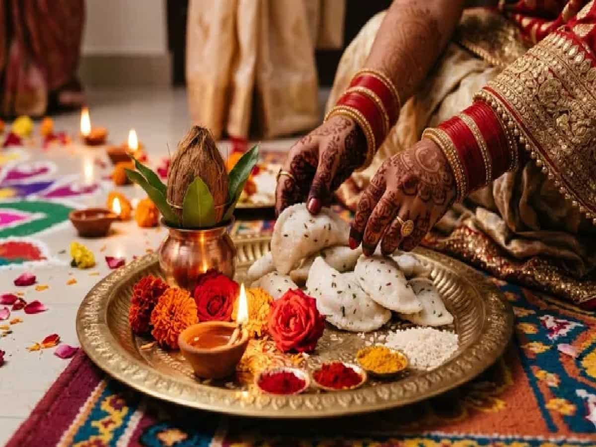 Karwa Chauth Rituals: Offering Steamed Rice Balls to the Moon for 'Akhand Saubhagya'