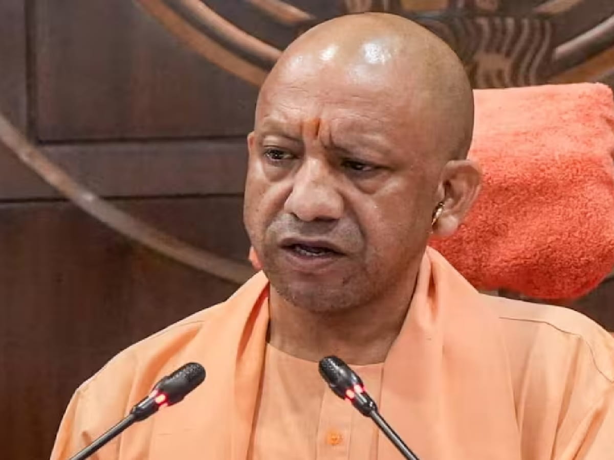 Yogi Govt Transfers 14 PCS Officers, Shifts 10 ADMs and Sends 3 to Election Office
