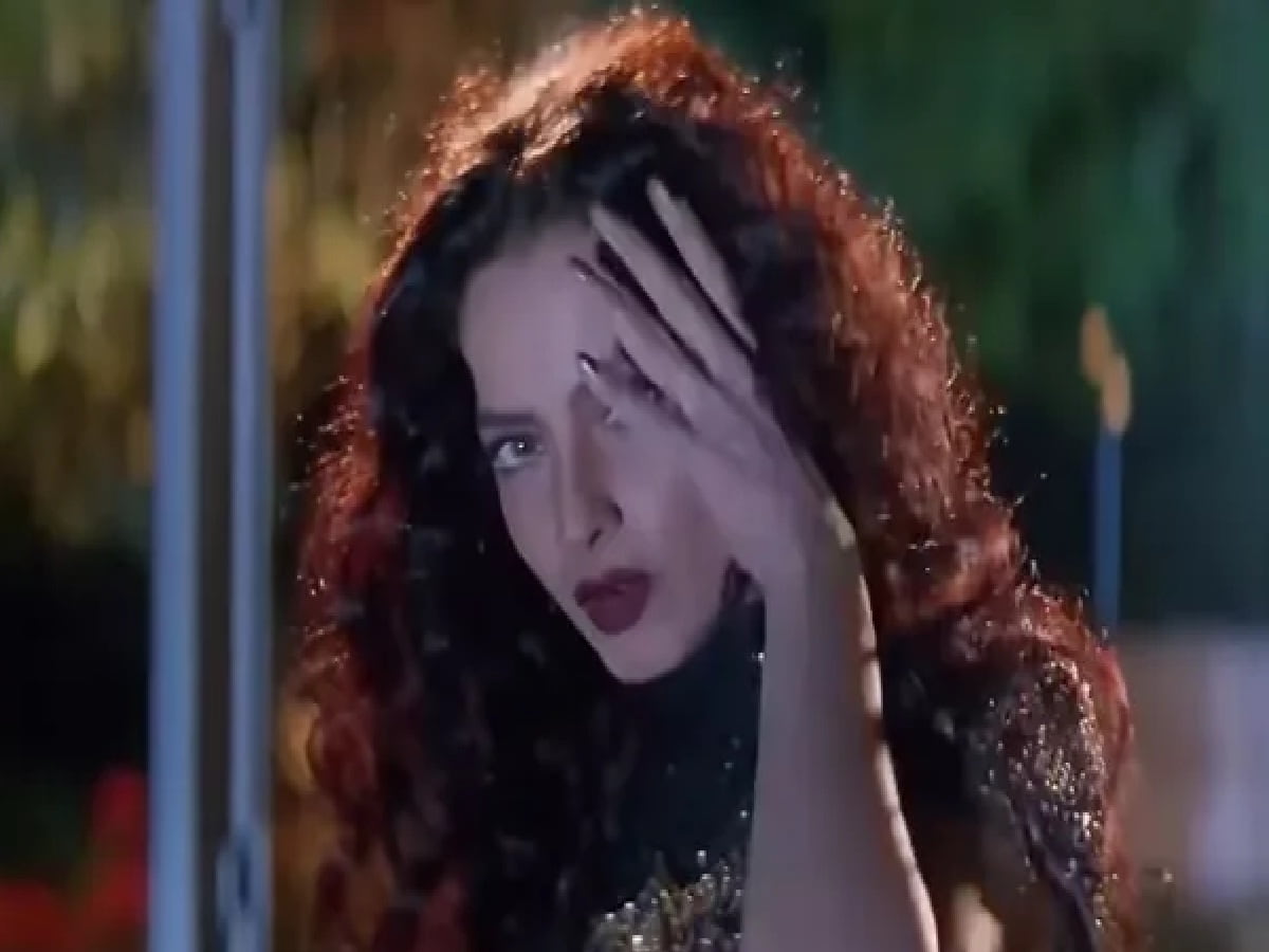 Rekha’s Cult 90s Hit 'In The Night No Control' Goes Viral 30 Years Later