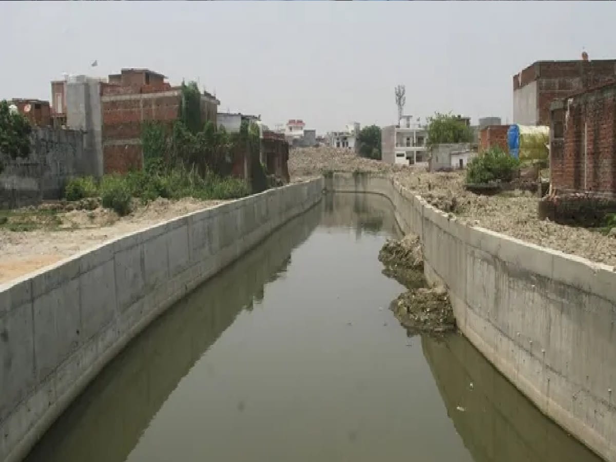 68-Crore Twin Roads Along Godhoiya Drain to Decongest 20 Wards