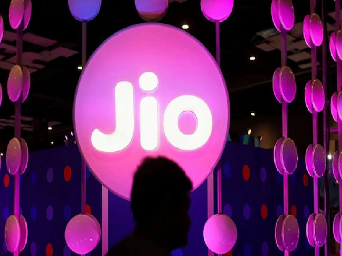 Check Share Status Online on KFintech, BSE, and NSE After Record Bids