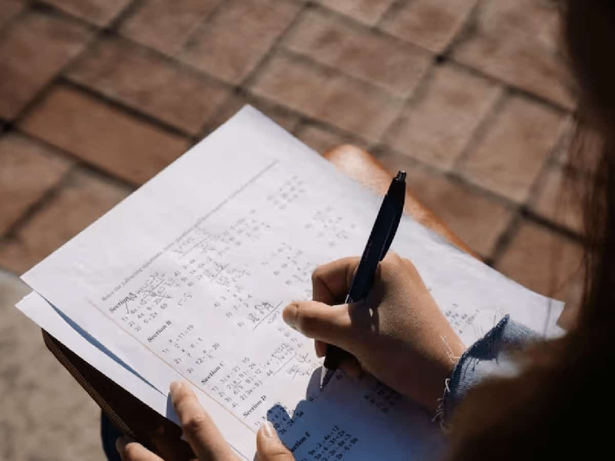 UPPSC RO ARO Recruitment 2026: Online Registrations Begin for 501 Posts